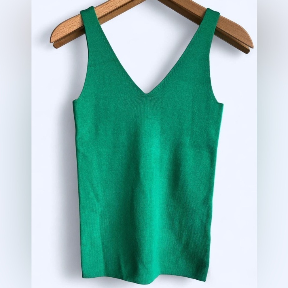 Forcast Womens Green Knit V-Neck Euro Coastal Summer Minimalist Tank Top XS 2‎ - Picture 2 of 9